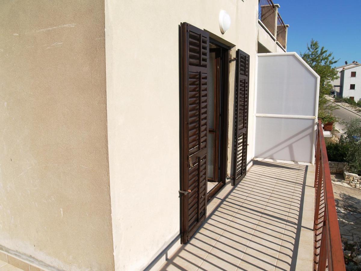 Apartments With A Parking Space Rabac, Labin - 19058 Exterior foto